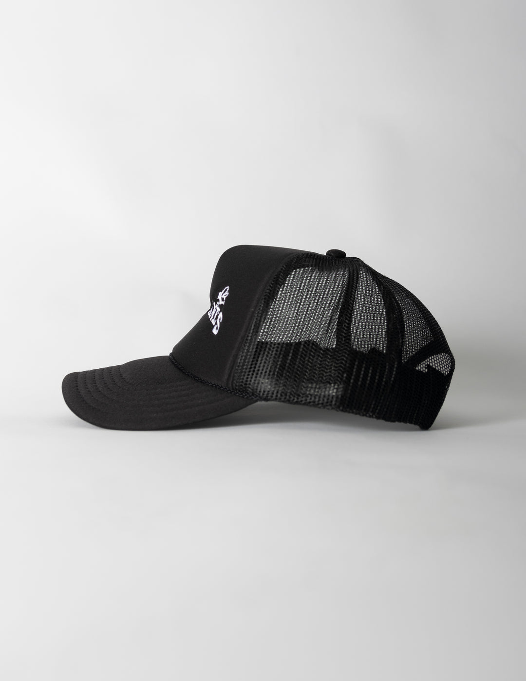 Boundless Trucker Hat - Black/White